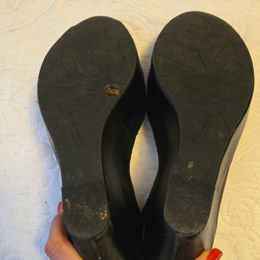 Bcbgeneration Black Open-Toe Sandals - image 4